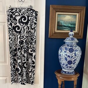NWT Women’s Southwind UPF 50+ Black & White Nylon & Spandex Wide Leg Pants Sz L